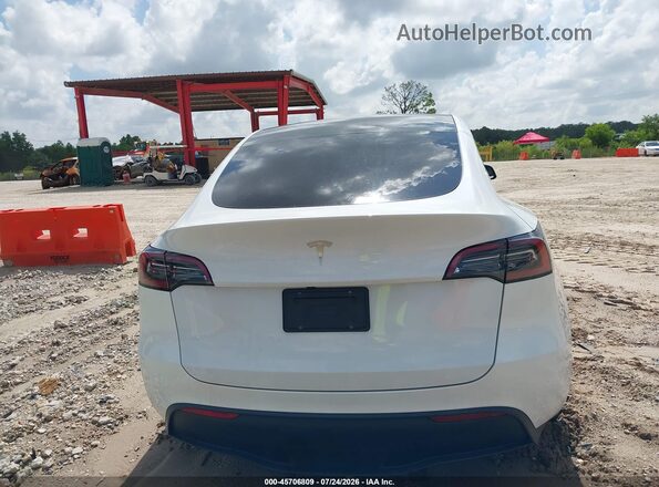 7SAYGDEDXRF097291 2024 TESLA MODEL Y White 