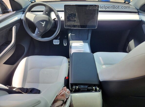 7SAYGDEDXRF103672 2024 TESLA MODEL Черный Вид панели приборов