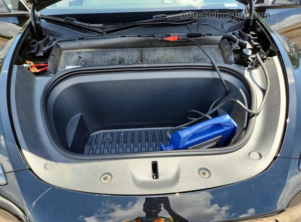 7SAYGDEDXRF103672 2024 TESLA MODEL Черный Вид подкапотного пространства
