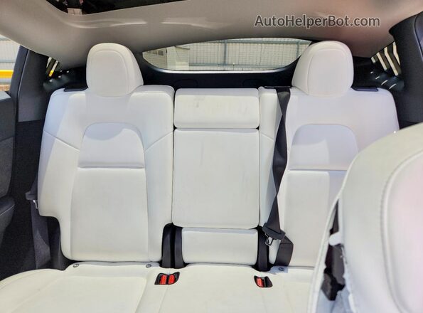 7SAYGDEDXRF103672 2024 TESLA MODEL Черный Вид задних сидений