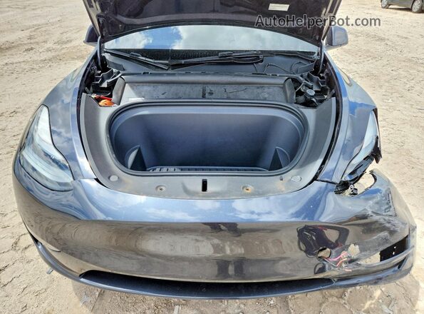 7SAYGDEDXRF190652 2024 TESLA MODEL Gray Engine compartment view
