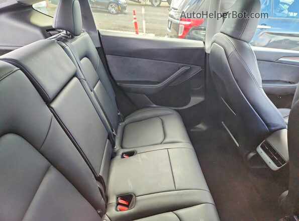 7SAYGDEDXSF264660 2025 TESLA MODEL Gray Հետևի նստատեղերի տեսք