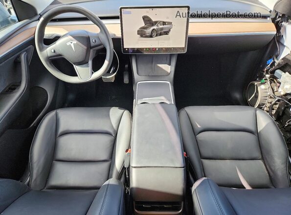 7SAYGDEDXSF264660 2025 TESLA MODEL Gray Առջևի վահանակի տեսք