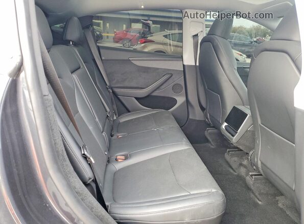7SAYGDEDXTA488364 2026 TESLA MODEL Gray Vista de los asientos traseros