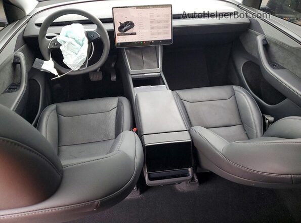 7SAYGDEDXTA488364 2026 TESLA MODEL Gray Vista del salpicadero