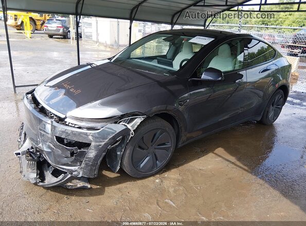 7SAYGDEDXTF548193 2026 TESLA MODEL Y Серый Передняя левая четверть