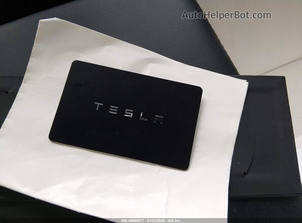 7SAYGDEDXTF548193 2026 TESLA MODEL Y Серый Вид панели приборов