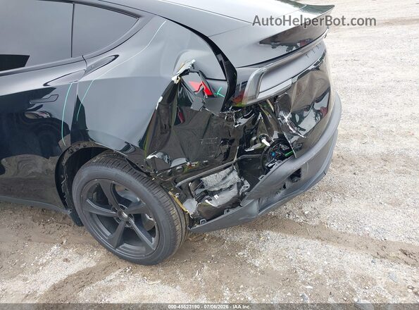 7SAYGDEDXTF588810 2026 TESLA MODEL Y Black Vista frontal