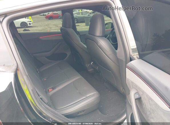 7SAYGDEDXTF588810 2026 TESLA MODEL Y Black Vista de la etiqueta del VIN
