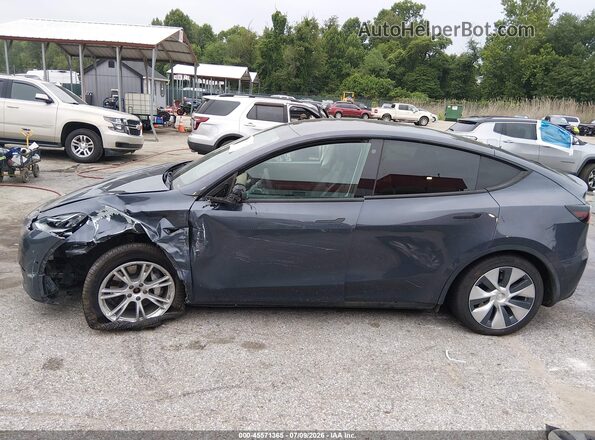 7SAYGDEE0NF370919 2022 TESLA MODEL Y Gray 360 interior view