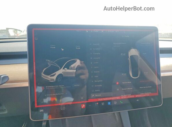 7SAYGDEE0PA077165 2023 TESLA MODEL White Instrument cluster view
