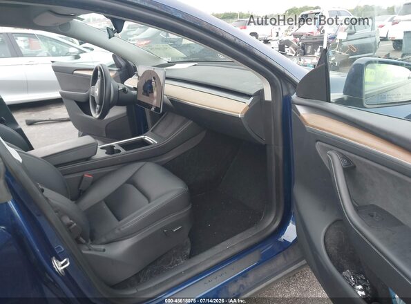 7SAYGDEE0PA206991 2023 TESLA MODEL Y Синий Вид салона спереди