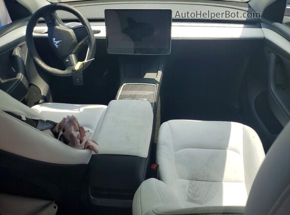 7SAYGDEE0RA223647 2024 TESLA MODEL Серый Вид панели приборов