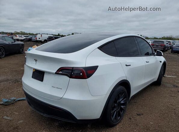 7SAYGDEE0RA257734 2024 TESLA MODEL Белый Задняя правая четверть