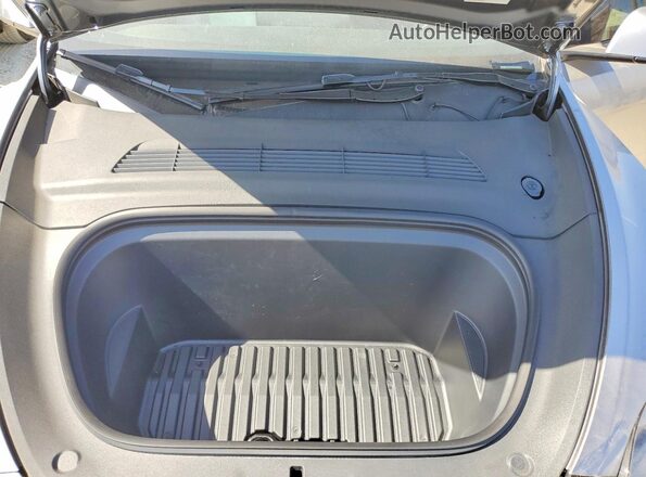 7SAYGDEE0RA288000 2024 TESLA MODEL Silver Շարժիչի բաժամունքի տեսք