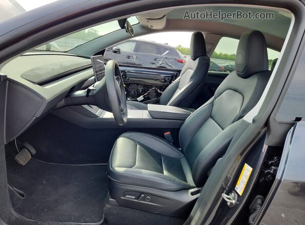 7SAYGDEE0TA382188 2026 TESLA MODEL Gray Front interior view