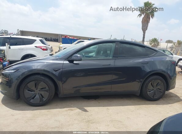7SAYGDEE0TF342695 2026 TESLA MODEL Y Gray Widok wnętrza z tyłu