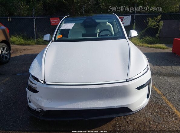 7SAYGDEE0TF557333 2026 TESLA MODEL Y White უკანა სალონის ხედი