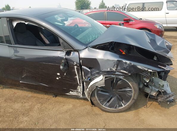 7SAYGDEE0TF580109 2026 TESLA MODEL Y Gray 