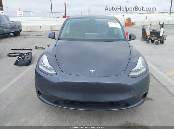 7SAYGDEE1NF427662 2022 TESLA MODEL Y Gray Սալոնի հետևի տեսք