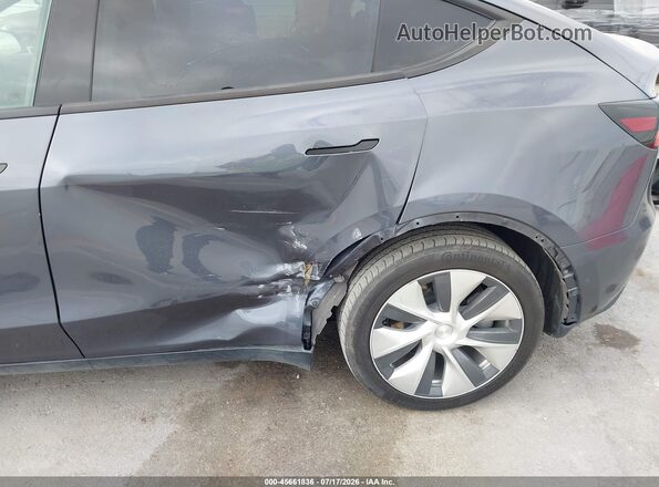 7SAYGDEE1NF427662 2022 TESLA MODEL Y Gray Դիմացի տեսք