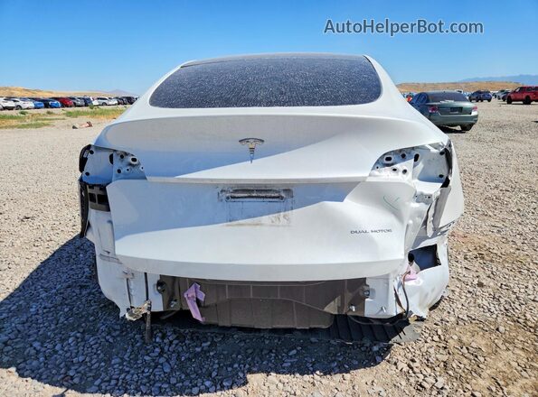 7SAYGDEE1NF523145 2022 TESLA MODEL Белый Вид сзади