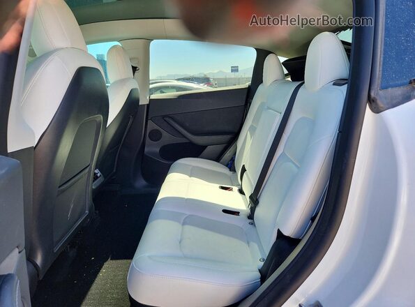 7SAYGDEE1NF523145 2022 TESLA MODEL Белый Вид задних сидений