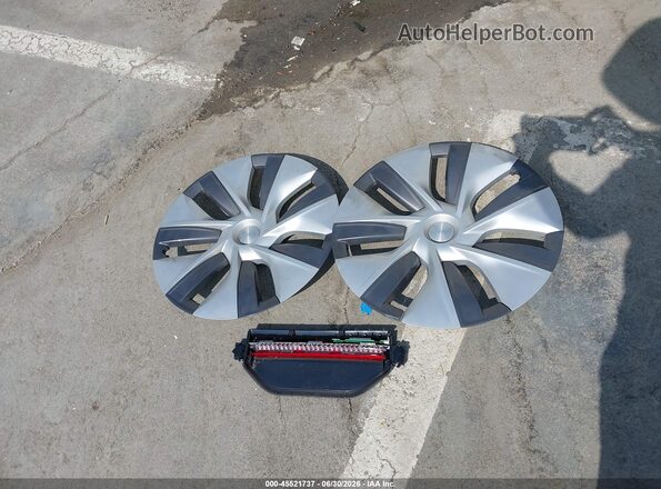 7SAYGDEE1PA024149 2023 TESLA MODEL Y Серый Вид панели приборов