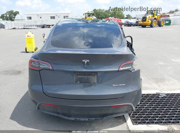 7SAYGDEE1PA038858 2023 TESLA MODEL Y Серый Панорамный вид салона 360°
