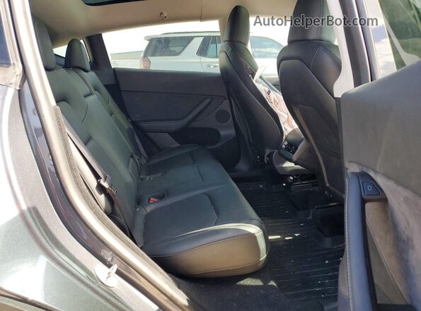 7SAYGDEE1PA094492 2023 TESLA MODEL Gray Вид задньої частини салону