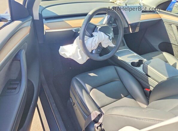 7SAYGDEE1PA124414 2023 TESLA MODEL Blue Առջևի վահանակի տեսք