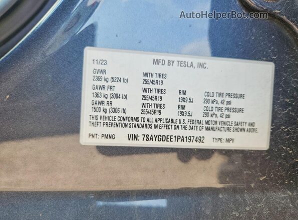 7SAYGDEE1PA197492 2023 TESLA MODEL Gray Вид підкапотного простору