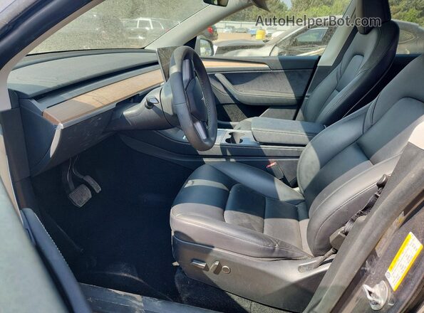 7SAYGDEE1PA197492 2023 TESLA MODEL Gray Вид салону спереду