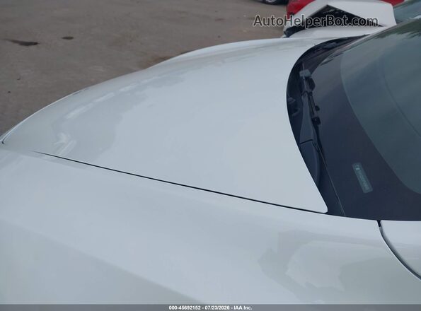 7SAYGDEE1PF668415 2023 TESLA MODEL Y White Widok z przodu