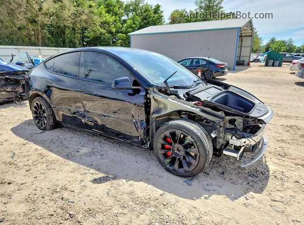7SAYGDEE1RA215900 2024 TESLA MODEL Black წინა მარჯვენა