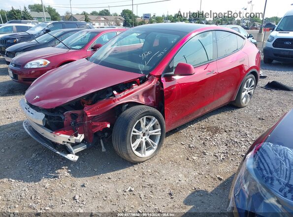 7SAYGDEE1RA257287 2024 TESLA MODEL Y Red Передня ліва чверть
