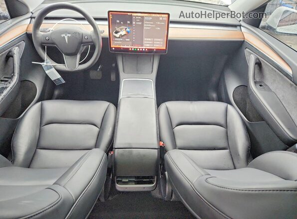 7SAYGDEE1RF197224 2024 TESLA MODEL White Dashboard view