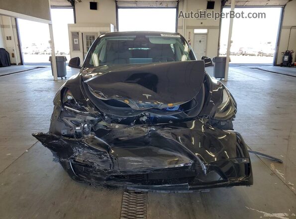 7SAYGDEE1RF990507 2024 TESLA MODEL Black Front view