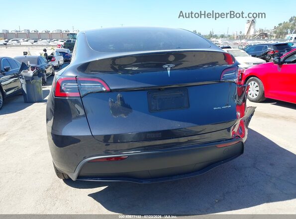 7SAYGDEE1SF236822 2025 TESLA MODEL Y Gray 