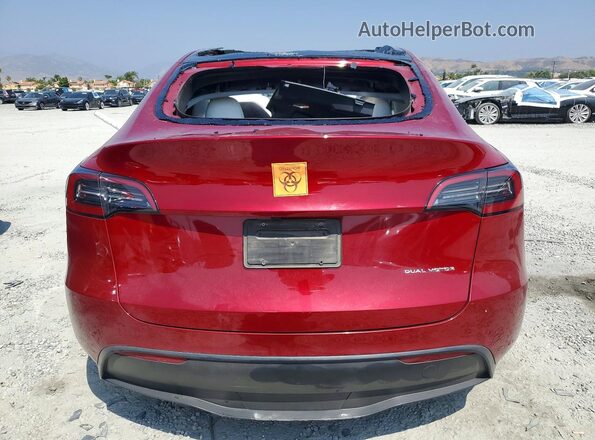 7SAYGDEE1SF301443 2025 TESLA MODEL Красный Вид сзади