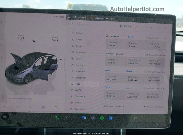 7SAYGDEE1TF439758 2026 TESLA MODEL Y Silver უკანა სავარძლების ხედი