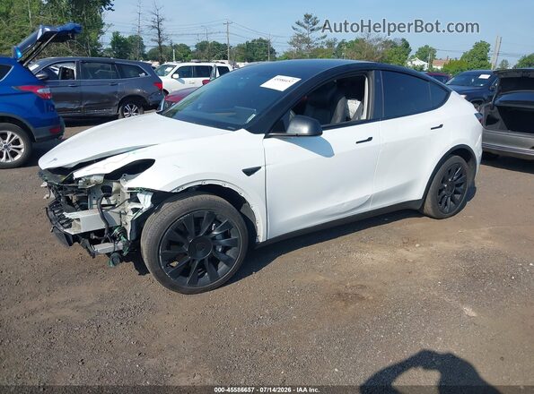7SAYGDEE2NA014498 2022 TESLA MODEL Y White Front left