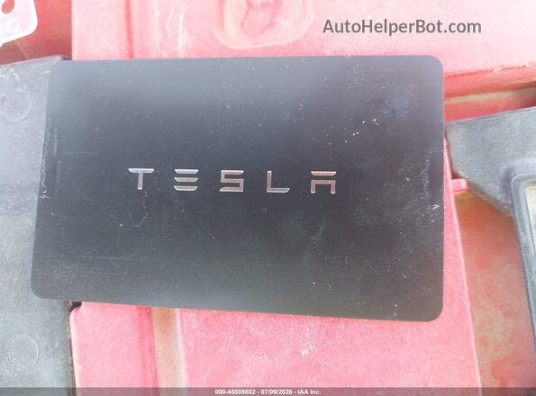 7SAYGDEE2NF359405 2022 TESLA MODEL Y Black Widok deski rozdzielczej