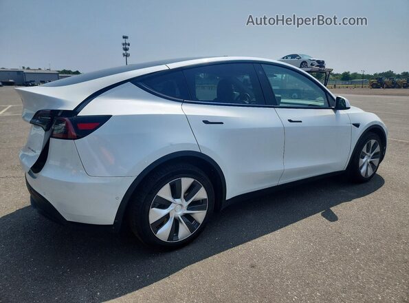 7SAYGDEE2NF365429 2022 TESLA MODEL White Задня права чверть