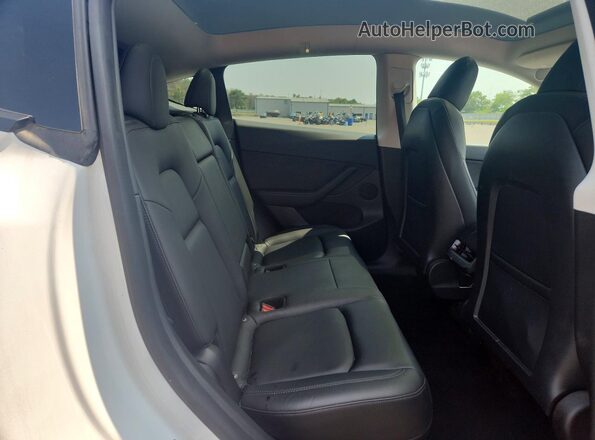 7SAYGDEE2NF365429 2022 TESLA MODEL White Вид задніх сидінь