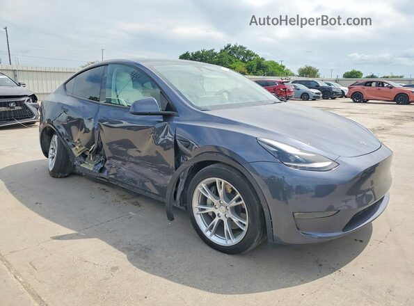 7SAYGDEE2PA211609 2023 TESLA MODEL Gray Front right