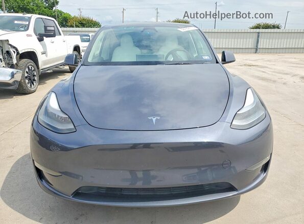 7SAYGDEE2PA211609 2023 TESLA MODEL Gray Front view
