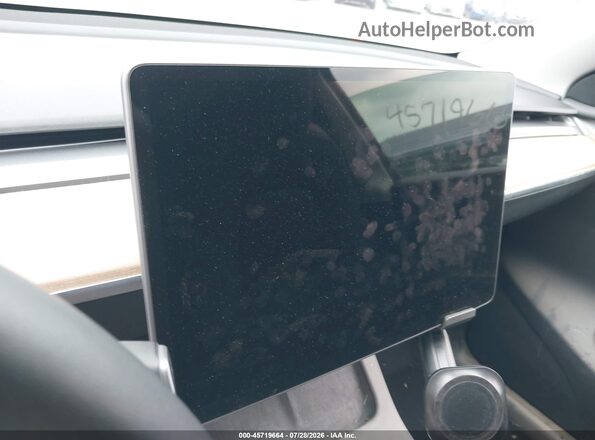 7SAYGDEE2PF594339 2023 TESLA MODEL Y Gray Widok z przodu