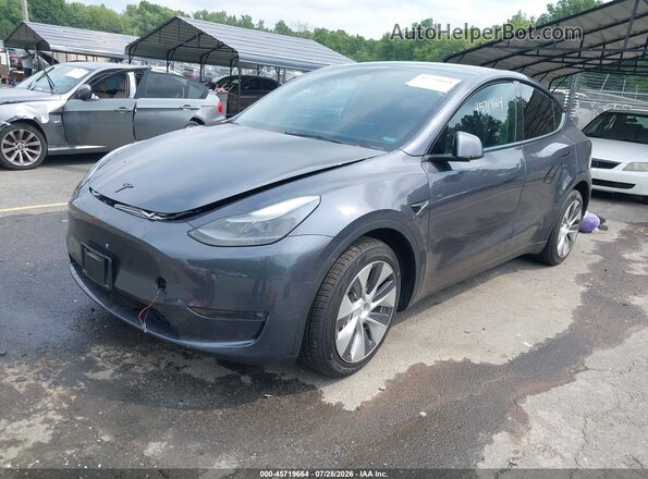 7SAYGDEE2PF594339 2023 TESLA MODEL Y Gray Przód lewy