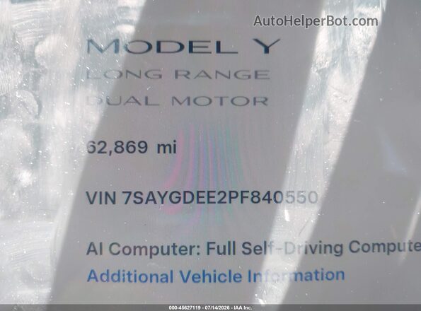 7SAYGDEE2PF840550 2023 TESLA MODEL Y Gray Vista de los asientos traseros